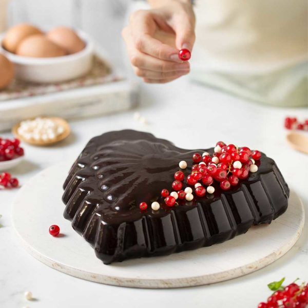 Decora Decorated Heart Mould