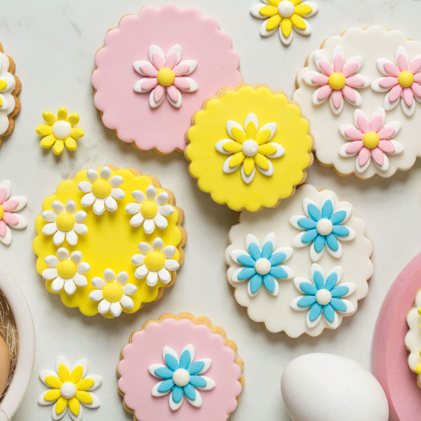 Decora Sky Blue Sugar Daisies