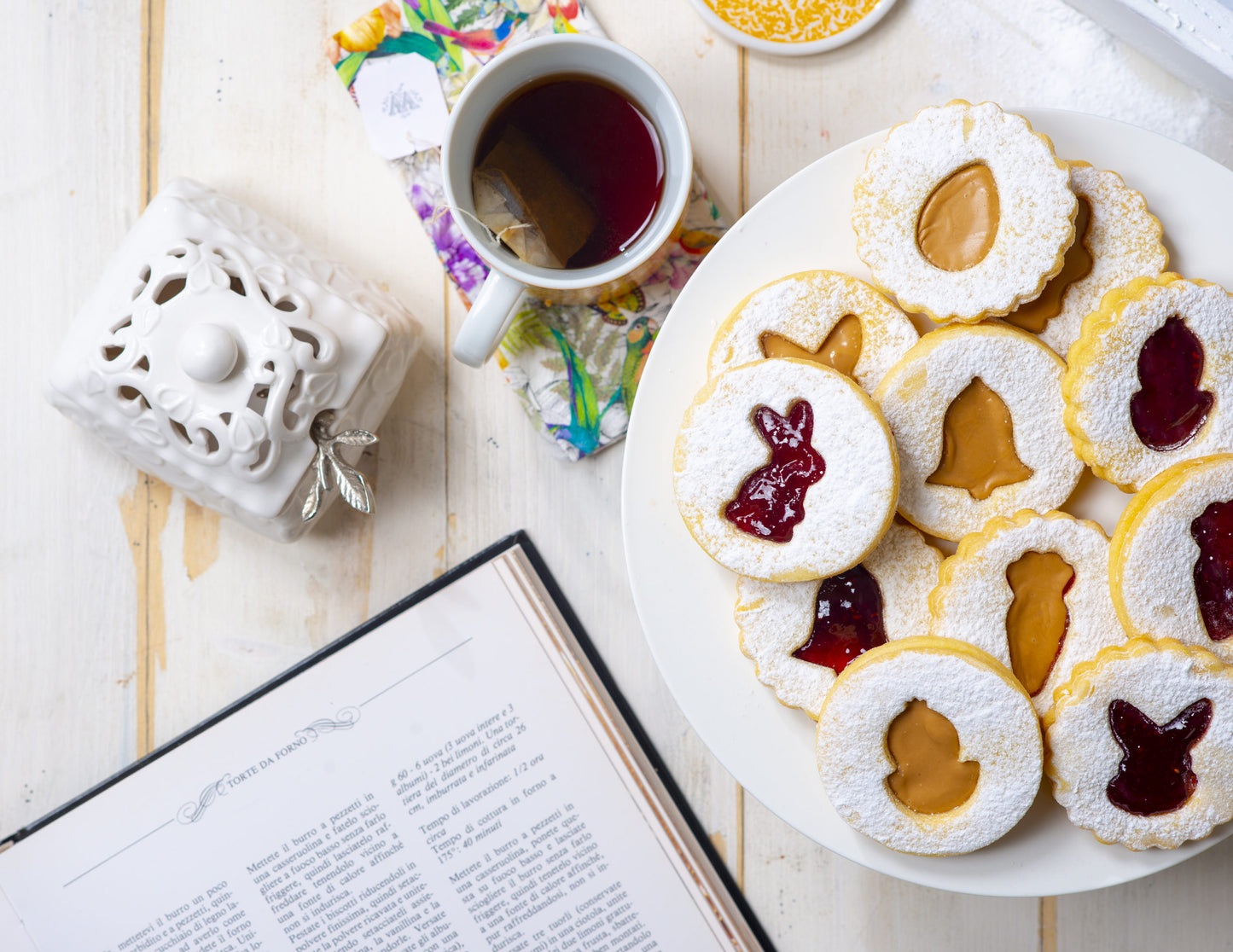 Decora Mini Easter Cookie Cutters