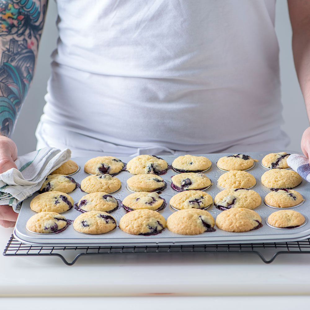 Decora Mini Cupcake Pan x24
