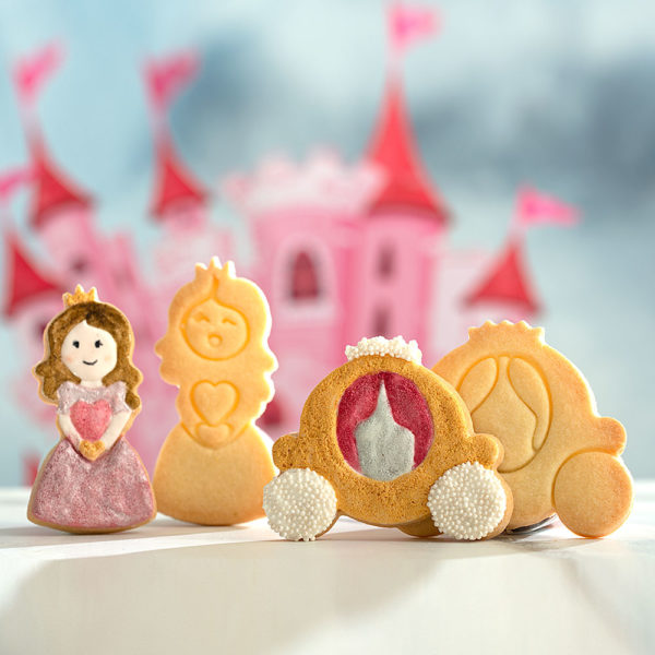 Decora Princess & Carriage Cookie Cutters