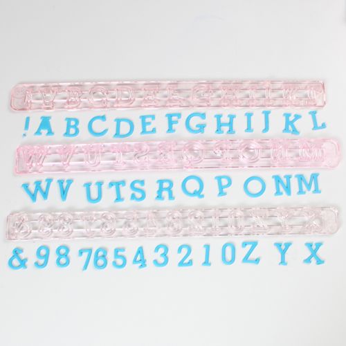 FMM Alphabet & Numbers tappits Upper Case