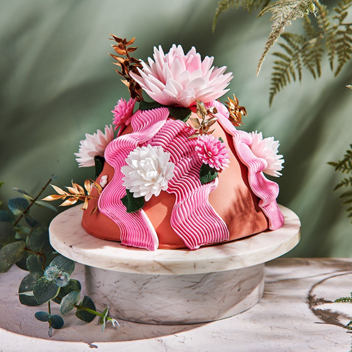 FunCakes Edible Wafer Flowers Deluxe Aster White Medium pk/14