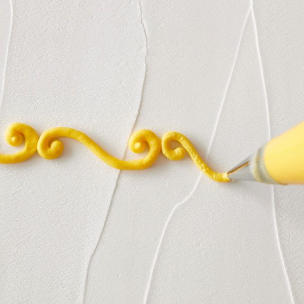 Wilton Decorating Tip #004 Round